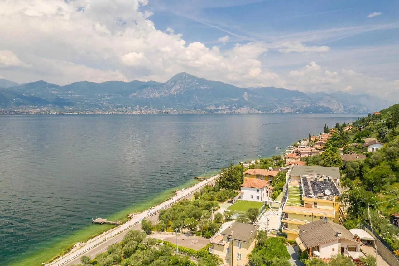 Luminoso Appartamento Vista Lago Torri del Benaco 0*,  Olaszország